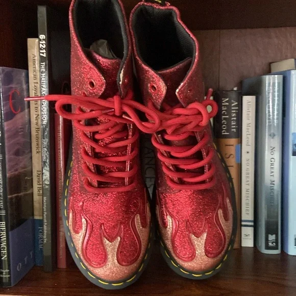 Rare! Dr. Martens 1460 Pascal Flame Red Glitter Boots Women's Size 7 - Picture 9 of 14